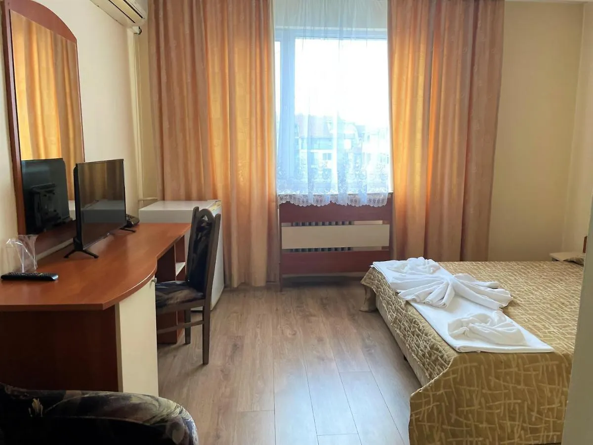 Family Hotel Central Burgaz